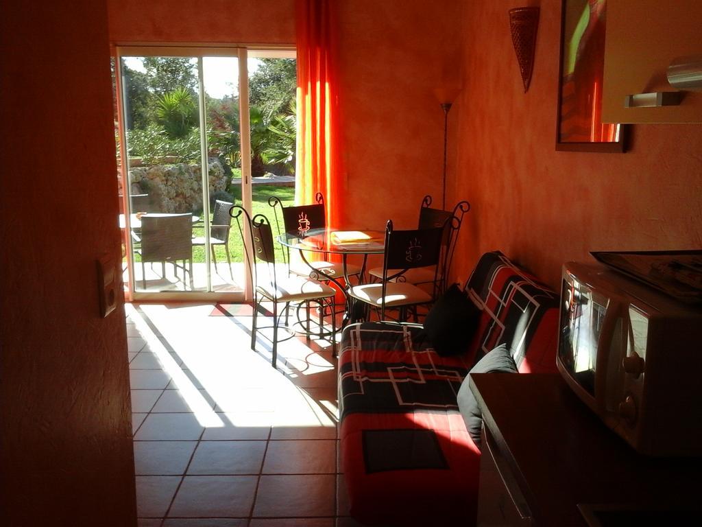 Mas Des Lys Hotel Roquebrune-sur-Argens Room photo